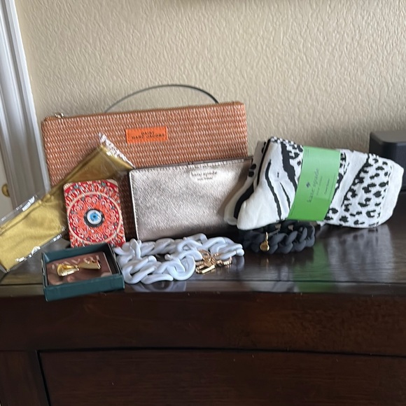 Not so Mystery (8 Item Bundle) - Picture 1 of 8